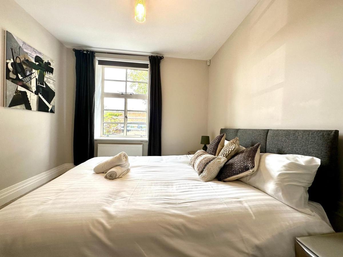 Desirable 2 Bedroom Apartment In Bicester That Sleeps 5 Εξωτερικό φωτογραφία